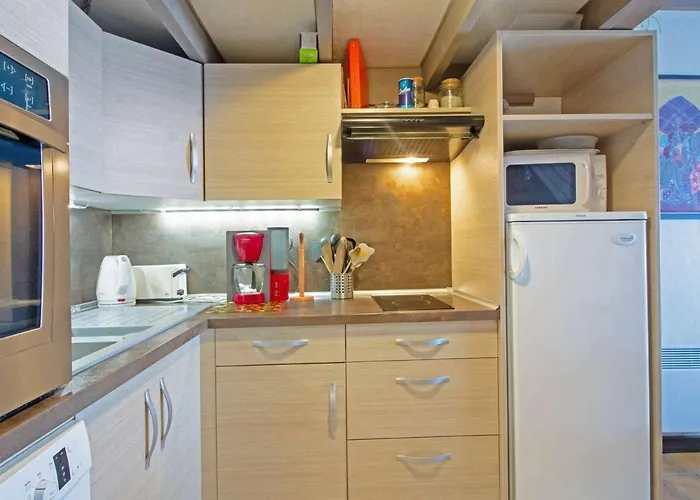 Cosy Avec Garage Et Vues, 3 Niveaux, 6 Pers, Proche Luz, Animaux Admis - Fr-1-402-54